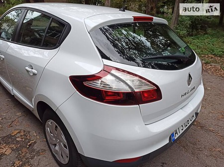 Renault Megane 2015  випуску Київ з двигуном 1.5 л дизель хэтчбек механіка за 8900 долл. 
