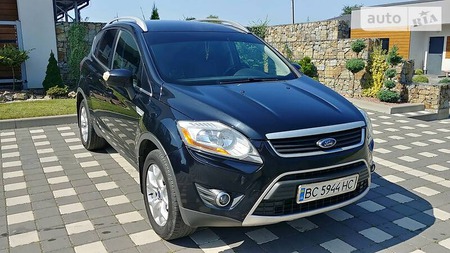 Ford Kuga 2011  випуску Львів з двигуном 2 л дизель позашляховик механіка за 11900 долл. 