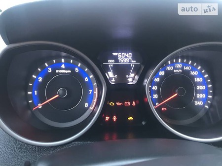 Hyundai Elantra 2013  випуску Миколаїв з двигуном 1.8 л бензин седан механіка за 10900 долл. 