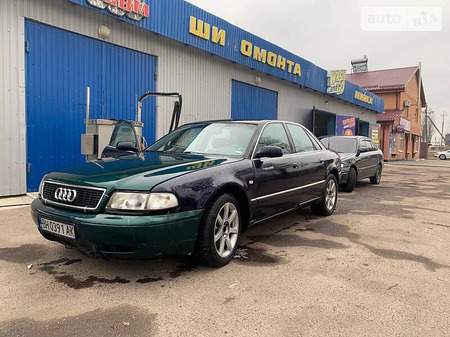 Audi A8 2002  випуску Житомир з двигуном 2.5 л дизель седан механіка за 2300 долл. 