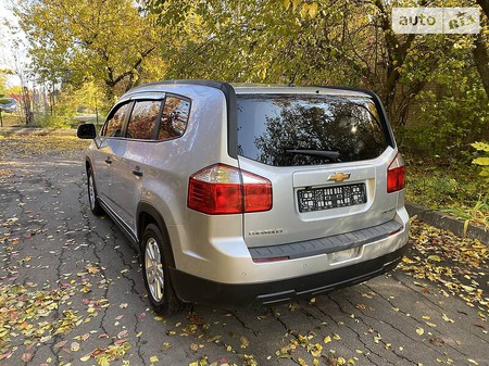 Chevrolet Orlando 2014  випуску Харків з двигуном 2 л газ мінівен автомат за 9700 долл. 