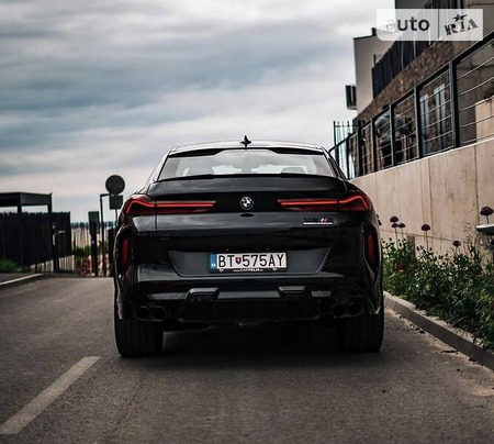 BMW X6 M 2020  випуску Ужгород з двигуном 4.4 л бензин позашляховик автомат за 130000 долл. 