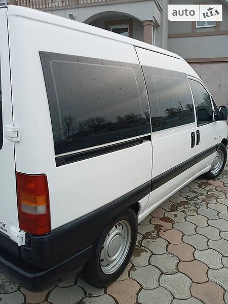 Citroen Jumpy 2006  випуску Івано-Франківськ з двигуном 2 л дизель універсал механіка за 6100 долл. 