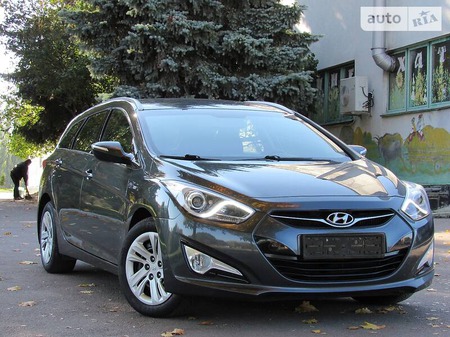Hyundai i40 2015  випуску Рівне з двигуном 1.7 л дизель універсал механіка за 10650 долл. 