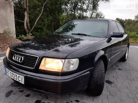Audi 100 1991  випуску Івано-Франківськ з двигуном 2.8 л бензин седан механіка за 3400 долл. 
