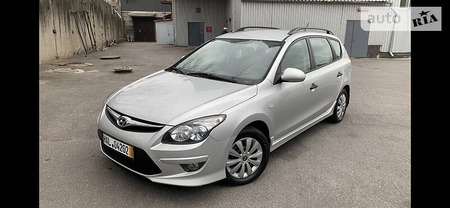 Hyundai i30 2012  випуску Вінниця з двигуном 1.4 л бензин універсал механіка за 7600 долл. 