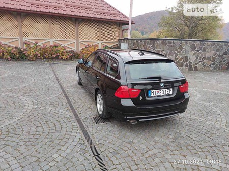 BMW 318 2011  випуску Ужгород з двигуном 0 л дизель універсал механіка за 10800 долл. 