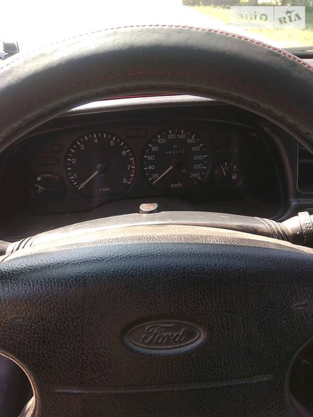Ford Mondeo 1995  випуску Дніпро з двигуном 2 л  універсал механіка за 3200 долл. 