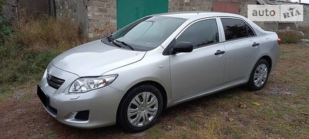 Toyota Corolla 2009  випуску Дніпро з двигуном 1.6 л  седан механіка за 6900 долл. 