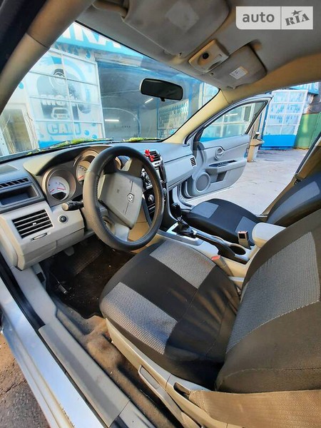 Dodge Avenger 2008  випуску Харків з двигуном 2.5 л бензин седан механіка за 4500 долл. 