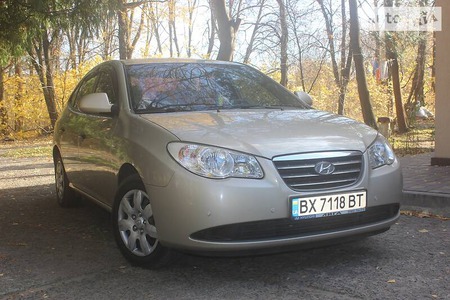 Hyundai Elantra 2008  випуску Хмельницький з двигуном 1.6 л  седан автомат за 7400 долл. 