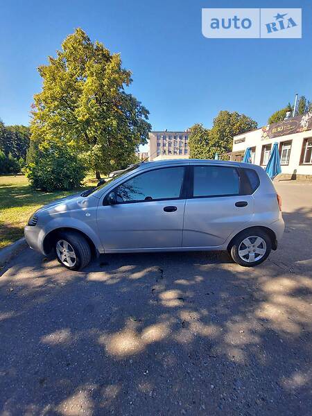 Chevrolet Aveo 2008  випуску Донецьк з двигуном 0 л бензин хэтчбек автомат за 5700 долл. 