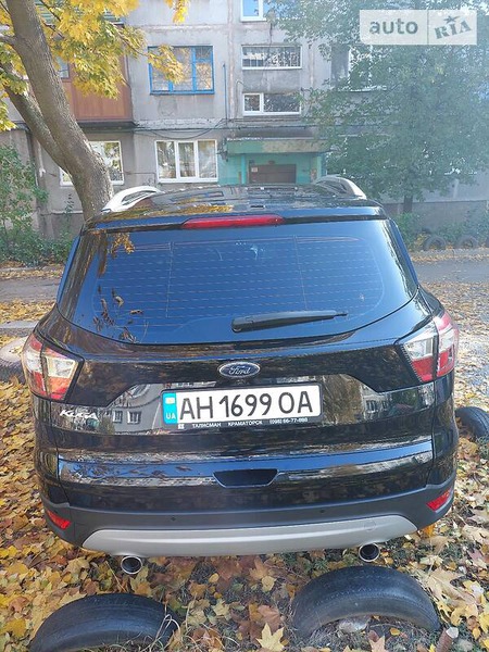 Ford Kuga 2019  випуску Донецьк з двигуном 1.5 л дизель позашляховик автомат за 23500 долл. 