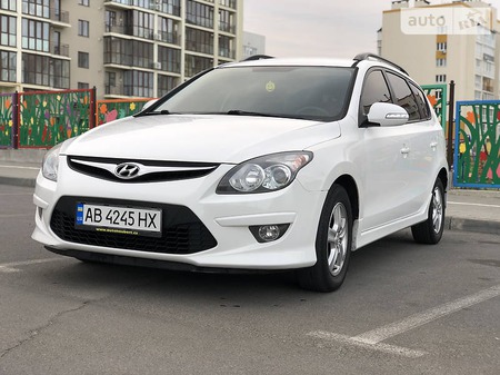 Hyundai i30 2011  випуску Вінниця з двигуном 1.4 л  універсал механіка за 6999 долл. 