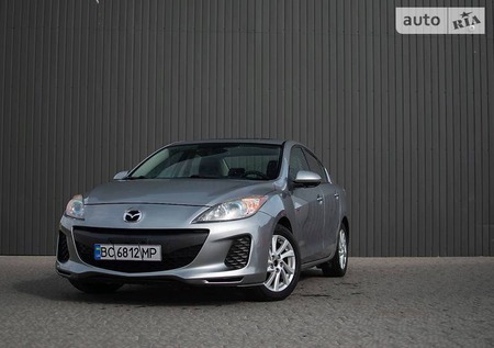 Mazda 3 2012  випуску Львів з двигуном 2 л бензин седан автомат за 9000 долл. 