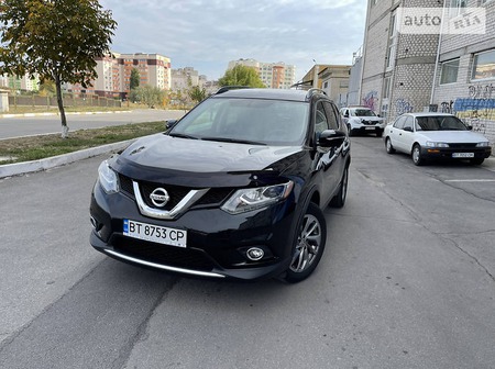 Nissan Rogue 2015  випуску Херсон з двигуном 2.5 л бензин позашляховик автомат за 15999 долл. 