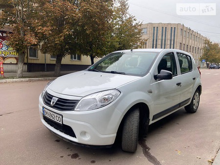 Dacia Sandero 2009  випуску Суми з двигуном 1.4 л бензин хэтчбек механіка за 5200 долл. 