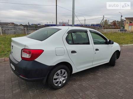 Dacia Logan 2013  випуску Івано-Франківськ з двигуном 1.1 л бензин седан механіка за 6100 долл. 