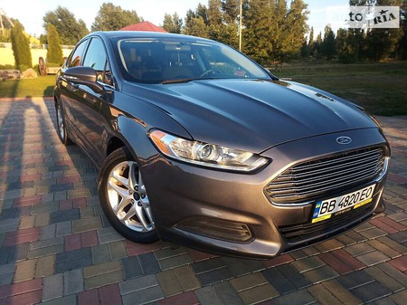 Ford Fusion 2013  випуску Луганськ з двигуном 1.6 л бензин седан автомат за 8899 долл. 