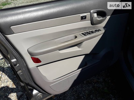 Buick Rendezvous 2004  випуску Чернівці з двигуном 3.4 л бензин позашляховик автомат за 1900 долл. 