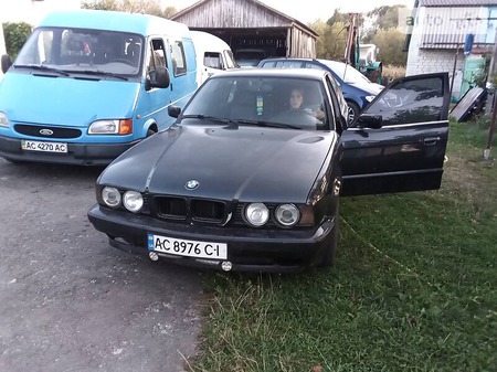 BMW 525 1993  випуску Луцьк з двигуном 2.5 л дизель седан механіка за 2400 долл. 