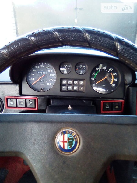 Alfa Romeo 33 1989  випуску Хмельницький з двигуном 1.7 л бензин хэтчбек механіка за 1300 долл. 