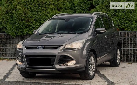 Ford Kuga 2013  випуску Миколаїв з двигуном 2 л дизель позашляховик механіка за 12590 долл. 