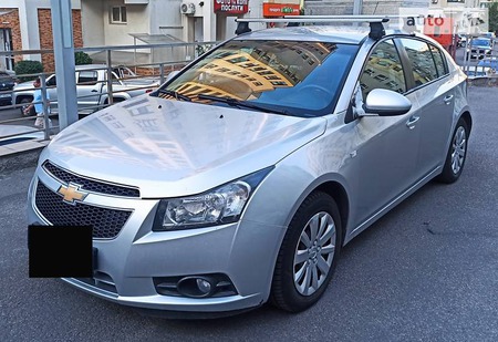 Chevrolet Cruze 2011  випуску Київ з двигуном 1.8 л бензин хэтчбек механіка за 200000 грн. 
