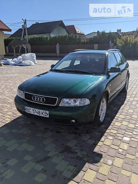 Audi A4 Limousine 2000  випуску Львів з двигуном 1.8 л  універсал  за 5100 долл. 