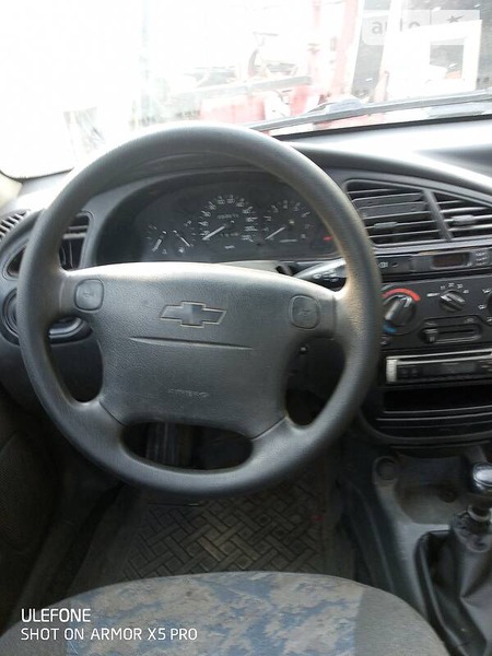 Chevrolet Lanos 2007  випуску Чернігів з двигуном 1.5 л бензин седан механіка за 2700 долл. 