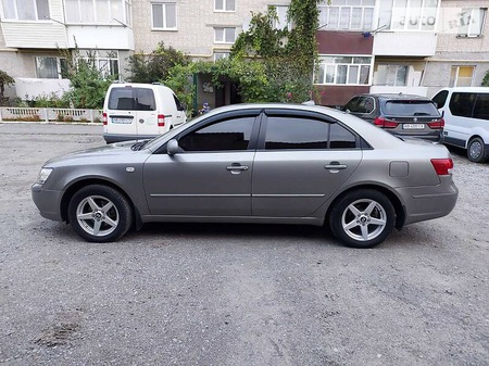 Hyundai Sonata 2008  випуску Вінниця з двигуном 2.4 л  седан автомат за 5500 долл. 