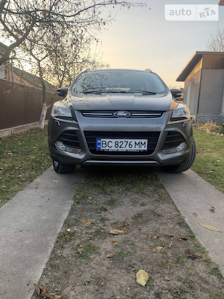 Ford Kuga 2014  випуску Вінниця з двигуном 2 л дизель позашляховик автомат за 15600 долл. 