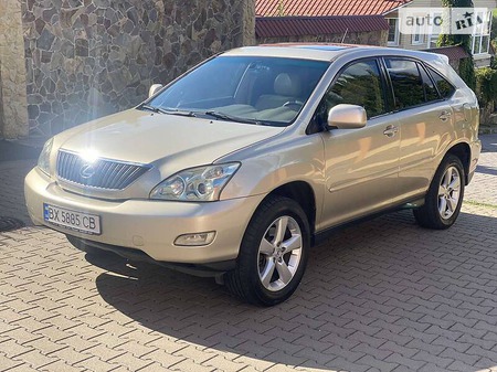 Lexus RX 330 2004  випуску Хмельницький з двигуном 3.3 л  позашляховик  за 8400 долл. 