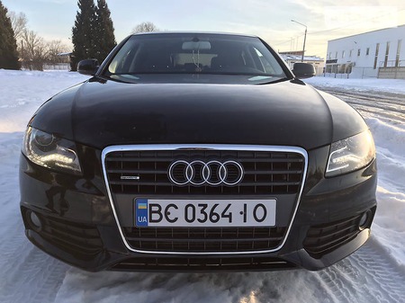 Audi A4 Limousine 2011  випуску Львів з двигуном 2 л  хэтчбек автомат за 11500 долл. 