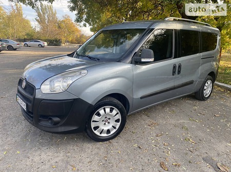 Fiat Doblo 2012  випуску Миколаїв з двигуном 1.6 л дизель мінівен механіка за 8850 долл. 