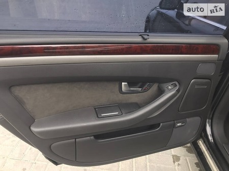 Audi A8 2004  випуску Хмельницький з двигуном 3 л бензин седан автомат за 7700 долл. 