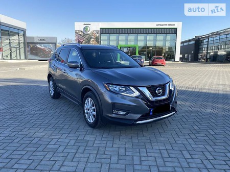 Nissan Rogue 2016  випуску Херсон з двигуном 2.5 л бензин позашляховик автомат за 15700 долл. 