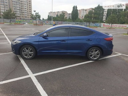 Hyundai Elantra 2016  випуску Миколаїв з двигуном 2 л бензин седан автомат за 12500 долл. 