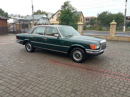 Mercedes-Benz S 280 1977  випуску Львів з двигуном 2.8 л  седан механіка за 7100 долл. 