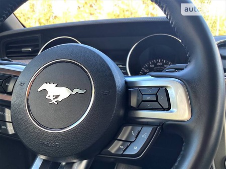 Ford Mustang 2018  випуску Харків з двигуном 2.3 л бензин седан автомат за 26500 долл. 