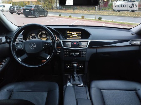 Mercedes-Benz E 200 2012  випуску Івано-Франківськ з двигуном 2.1 л дизель седан автомат за 14500 долл. 