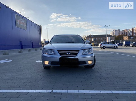 Hyundai Sonata 2008  випуску Вінниця з двигуном 2 л бензин седан механіка за 7150 долл. 