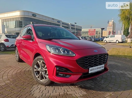 Ford Kuga 2020  випуску Київ з двигуном 2 л дизель позашляховик автомат за 31000 євро 