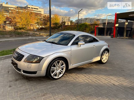 Audi TTS Coupe 2000  випуску Харків з двигуном 1.8 л бензин купе механіка за 4000 долл. 