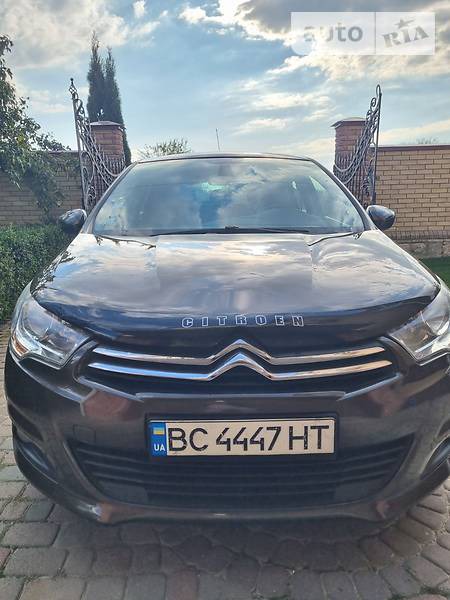 Citroen C4 2012  випуску Львів з двигуном 1.6 л дизель хэтчбек автомат за 8600 долл. 