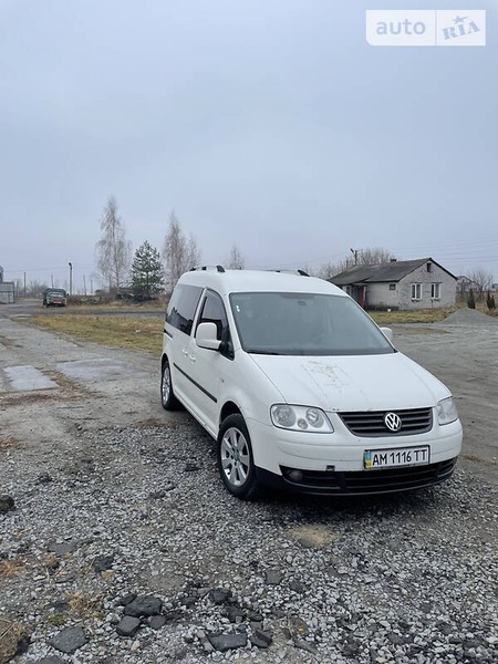 Volkswagen Caddy 2008  випуску Житомир з двигуном 1.9 л дизель седан автомат за 5900 долл. 