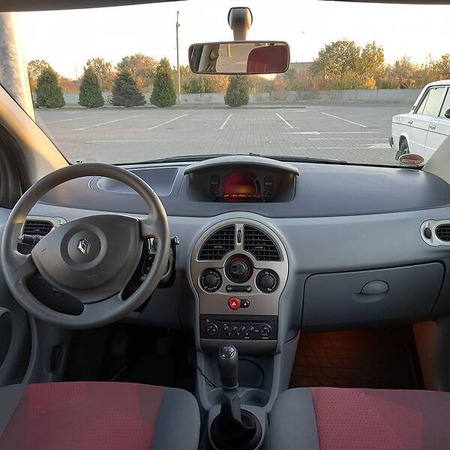 Renault Modus 2006  випуску Донецьк з двигуном 1.6 л бензин мінівен механіка за 4800 долл. 