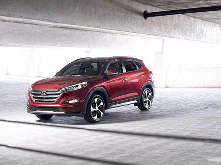 Hyundai Tucson 2021  випуску  з двигуном 1.6 л бензин позашляховик автомат за 962000 грн. 