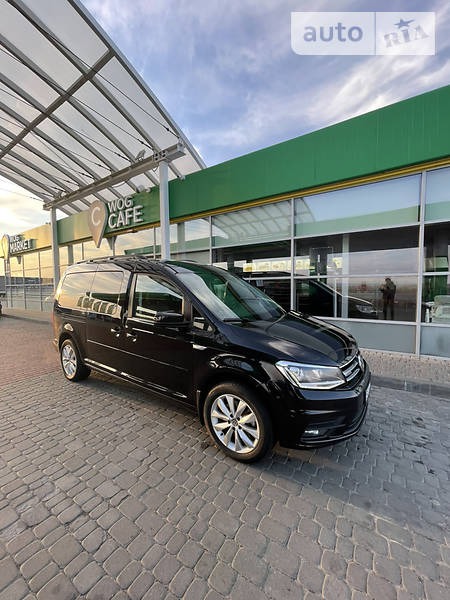 Volkswagen Caddy 2017  випуску Львів з двигуном 1.4 л  мінівен автомат за 15200 долл. 