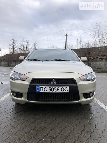 Mitsubishi Lancer 2010  випуску Львів з двигуном 1.5 л бензин седан механіка за 7350 долл. 